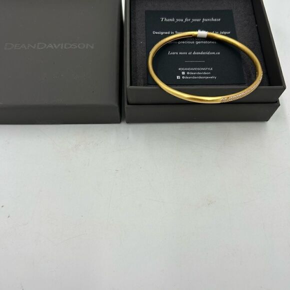 Women’s Dean Davidson pave hinge bangle bracelet - Picture 2 of 7